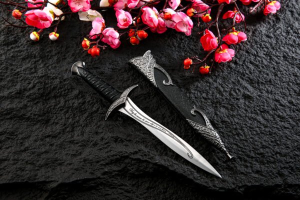 The Ringsen "Lord of the Rings" Display Knife - Image 4